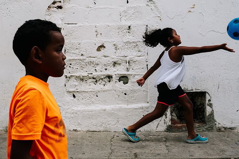 colombia street photography cartagena