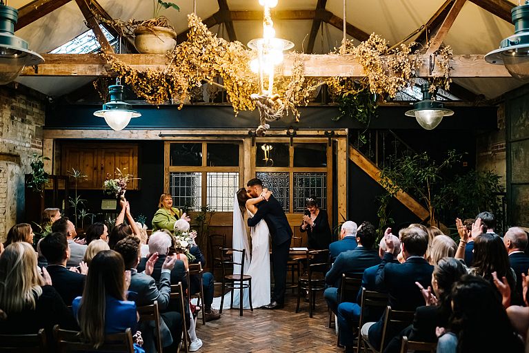 Clapton Country Club Decor
