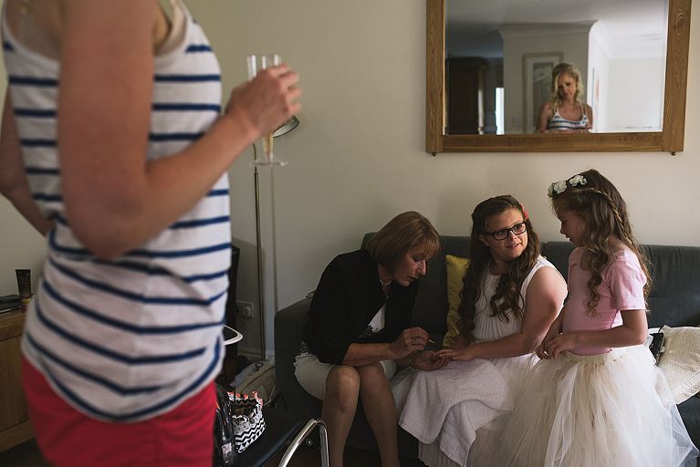 diy garden wedding photographer