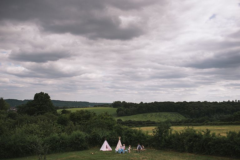 diy garden wedding photographers