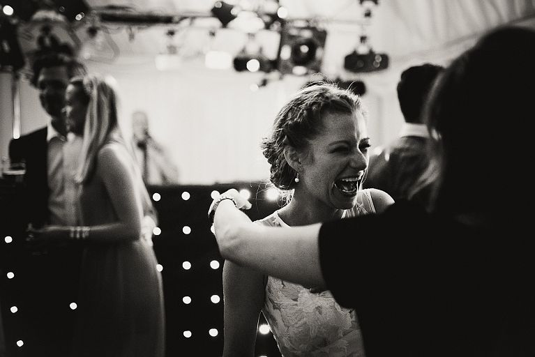 diy garden wedding photographers