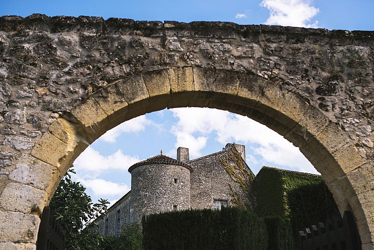 chateau rigaud wedding photographer